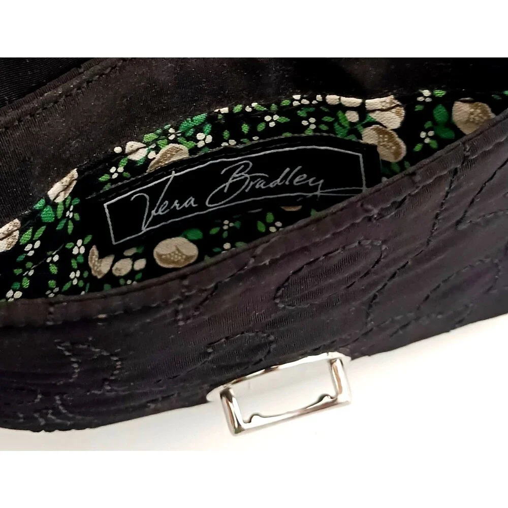 Vera Bradley Blk Quilt Microfiber ID Wallet w Keyring Silver Pushlock 6X4